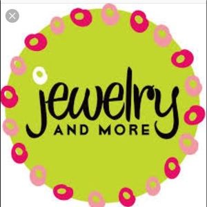 I HAVE SOME NEW JEWELRY COMING IN FROM THAILAND!!!